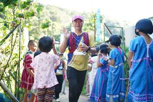 BIB: 
                            <button type="button" onclick="openModal(19040821)" class="btn btn-primary btn-sm float-right btn-popup" data-toggle="modal" data-target=".modal-high-quality">
                        <i class="fas fa-shopping-cart"></i> Add to Cart
                    </button>
                                            <button type="button" onclick="isThisMe(19040821, true)" class="btn btn-success btn-sm float-right btn-popup btn-isme hidden" data-toggle="tooltip" data-placement="bottom" title="นี่คือรูปของคุณใช่ไหม คลิกที่นี่เพื่อเอาเข้าอัลบั้ม">
                        <i class="fas fa-plus"></i> Add to album
                    </button>
                    <button type="button" onclick="isThisMe(19040821, false)" class="btn btn-warning btn-sm float-right btn-popup btn-isnotme hidden">
                        <i class="fas fa-ban"></i> Remove from album
                    </button>